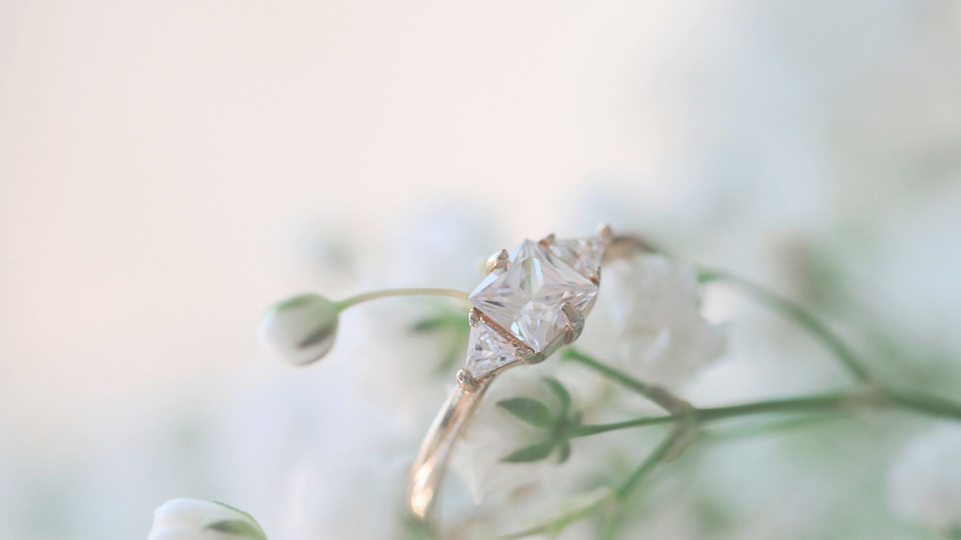 4 Ways To Personalize Your Ring