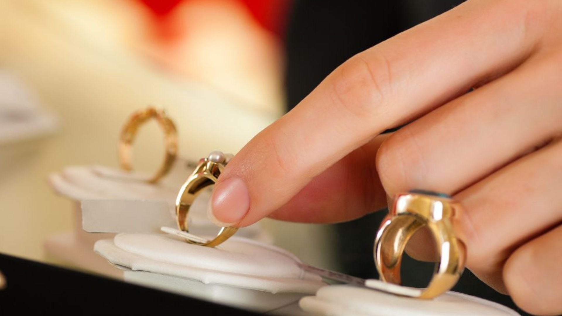 Unique Gems for the Perfect Custom Engagement Ring