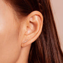 'Monica' Single Curved Diamond Bar Piercing Earring