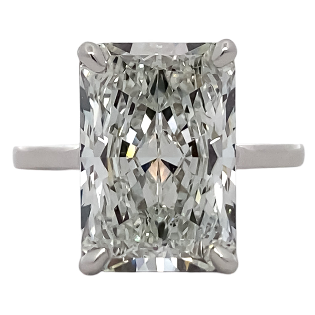 Radiant Cut Lab Grown Diamond Engagement Ring