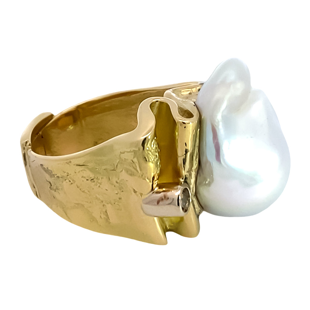 Baroque Pearl Ring