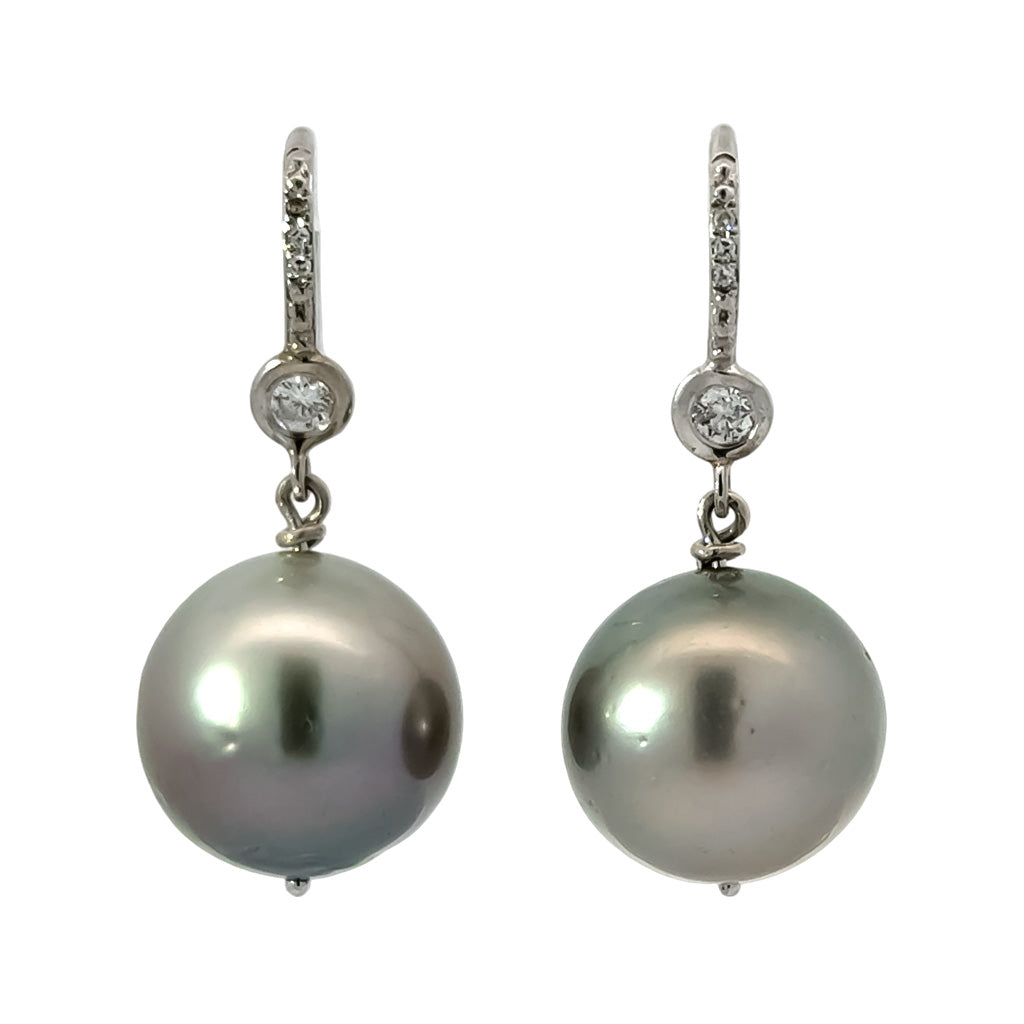 Pearl Earring