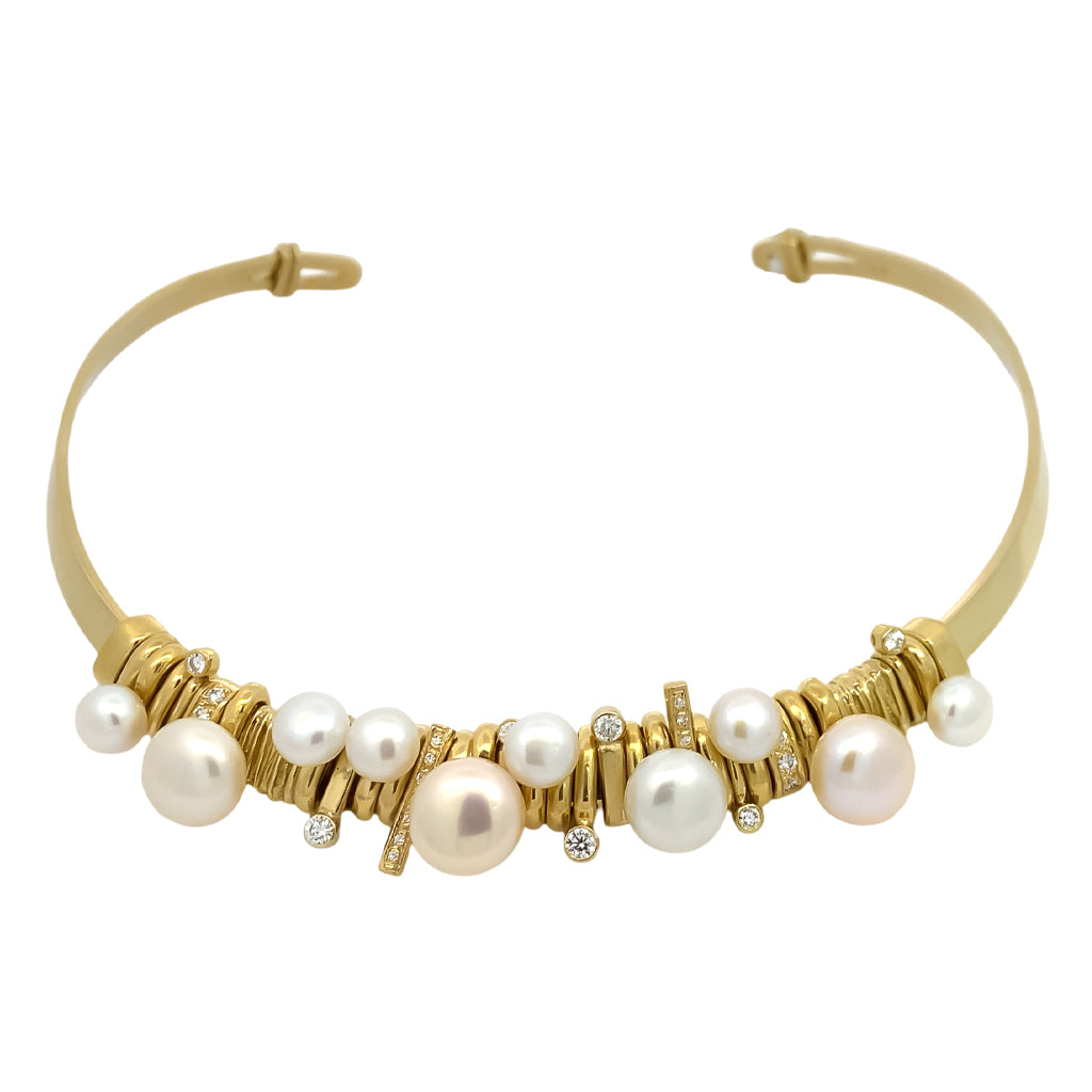 Pearl and Gold Collar Necklace