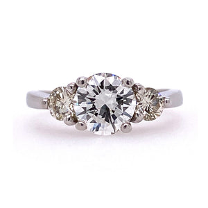 Three Stone Round Brilliant Diamond Ring