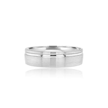 Men's matte finish with shiny ridge wedding band