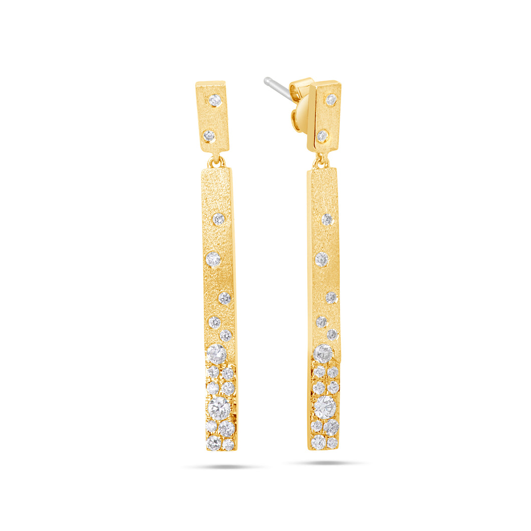 Scattered Diamond Bar Earring